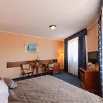 Hotel Czantoria & *
