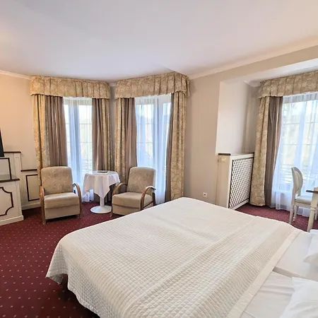 Hotel Czantoria & *