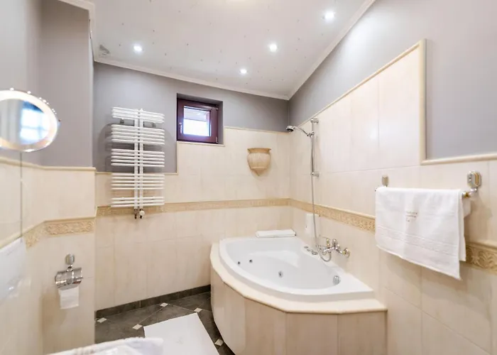 Czantoria & אוסטראון